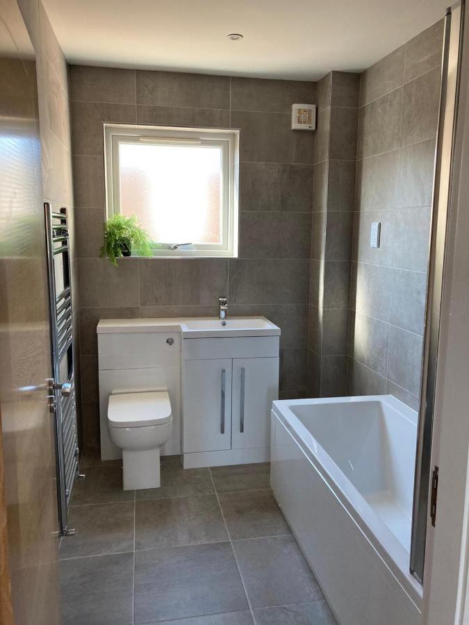 Spacious Newly Built Apartment Rhos On Sea, Colwyn Bay Eksteriør bilde