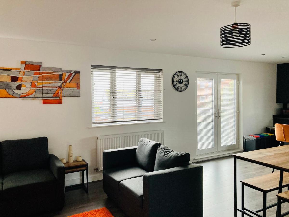 Spacious Newly Built Apartment Rhos On Sea, Colwyn Bay Eksteriør bilde